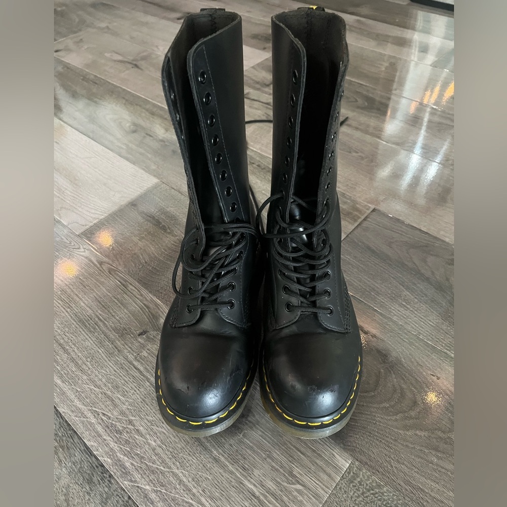 Black lace up mid calf air walk boots. - Picture 2 of 8